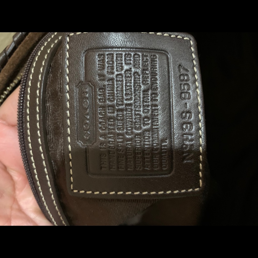 Authentic Coach patchwork bag. - Picture 7 of 9